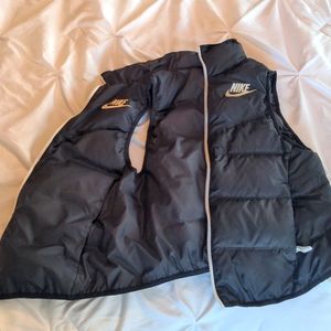 Nike puffer vest